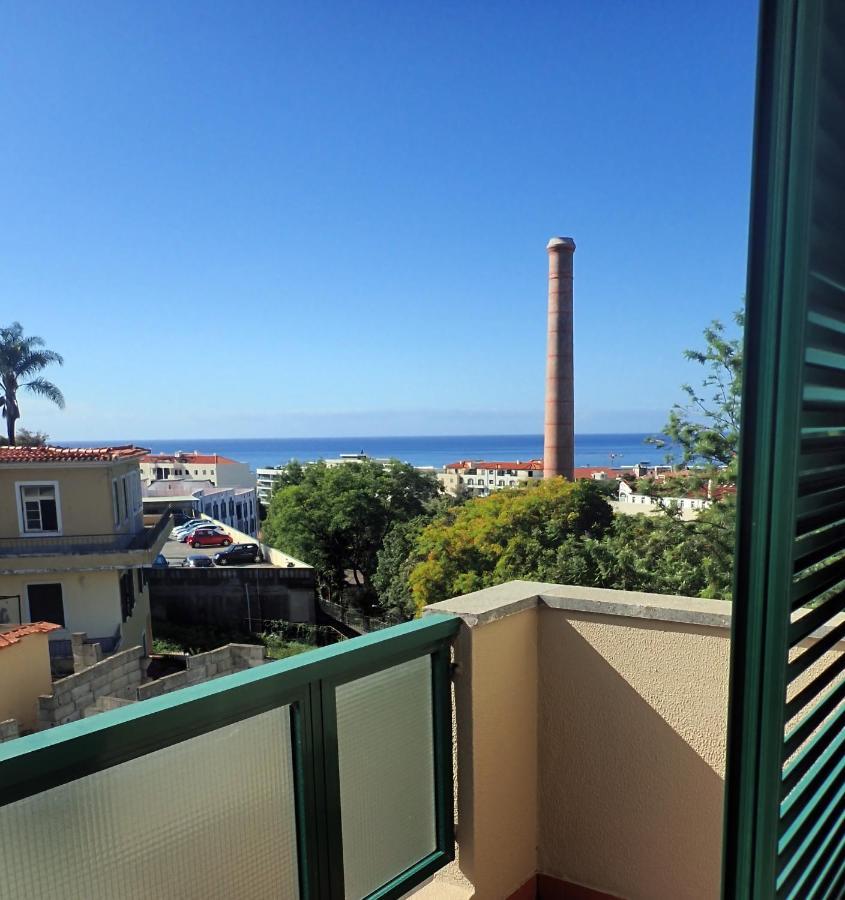 Funchal Petrolhead Apartment Екстер'єр фото