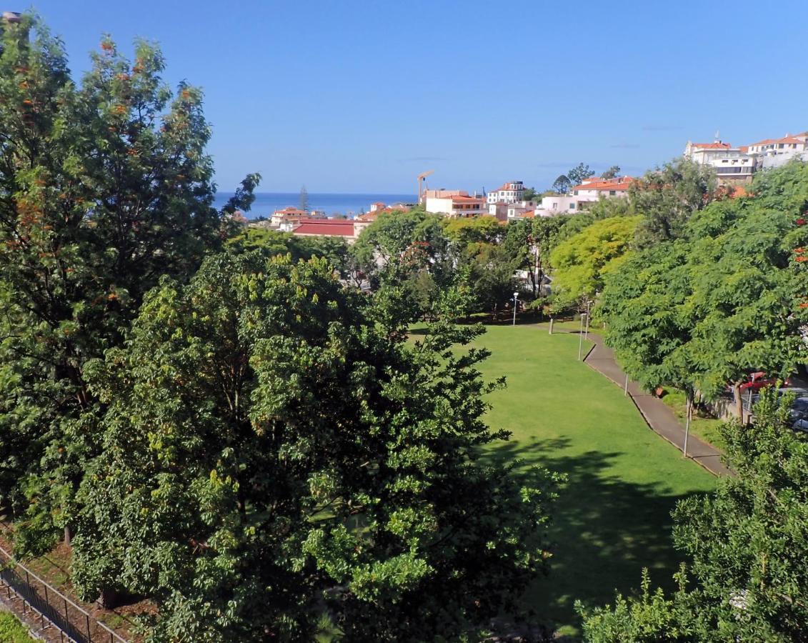 Funchal Petrolhead Apartment Екстер'єр фото