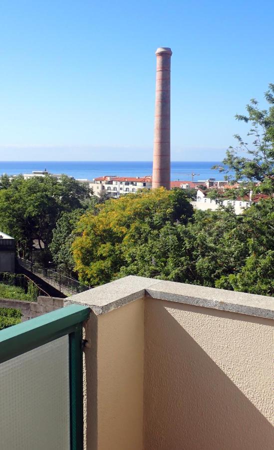 Funchal Petrolhead Apartment Екстер'єр фото